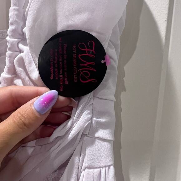 Hot Miami Styles White Halter Sundress with Cutout and Slit - Picture 6 of 7